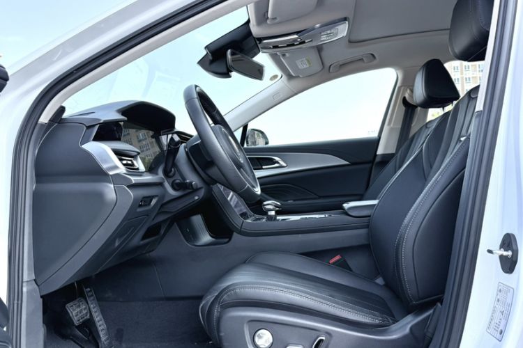 Used Hongqi H5 2023 1.5T HEV Smart Connect Flagship Edition