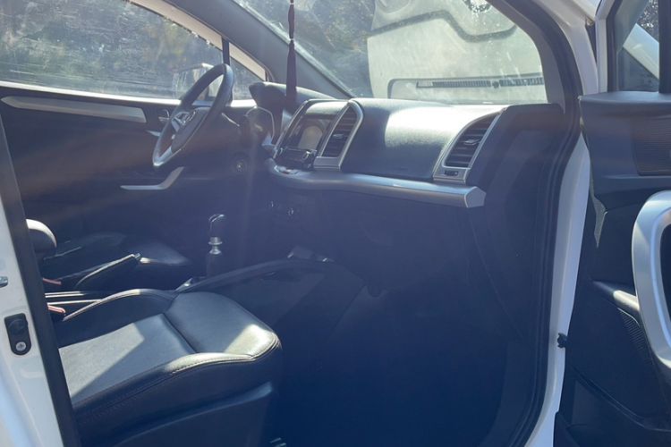 Used  Refine S3 2016 1.5L Manual Luxury Smart Version
