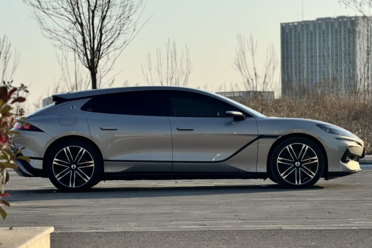 Used Denza Z9GT 2024 1100 Four-Wheel Drive Ultra Version