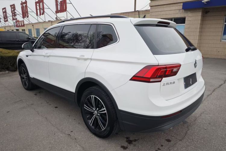 Used Volkswagen Tiguan L 2020 330TSI Automatic Two-Wheel Drive Luxury Edition China VI Standard
