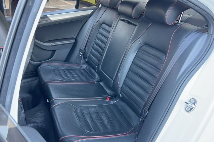 Used Volkswagen Sagitar 2013 2.0 TSI GLI
