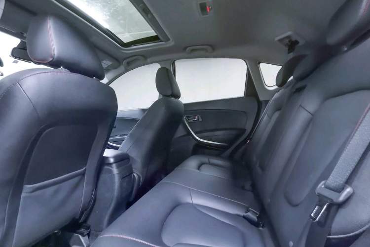 Used Bestune X80 2015 2.0L Automatic Luxury Version
