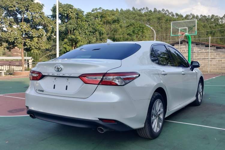 Used Toyota Camry 2022 2.0GVP Premier Edition
