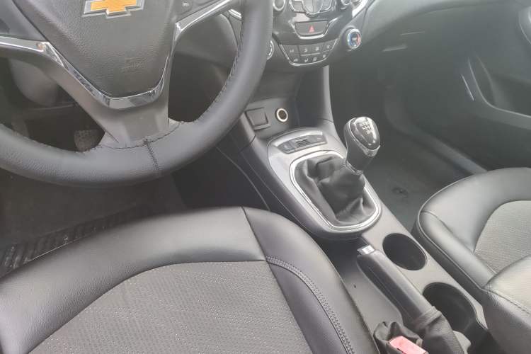 Used Chevrolet Cruze 2015 1.5L Manual Elite Edition
