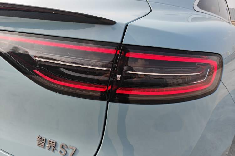 Used Hima Luxeed S7 2025 703km Ultra Sport Edition
