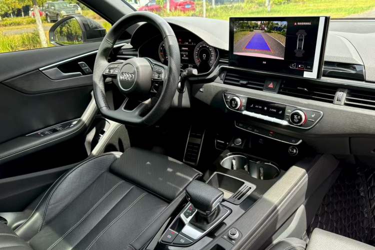 Used Audi A4L 2024 40 TFSI Luxury Dynamic Edition
