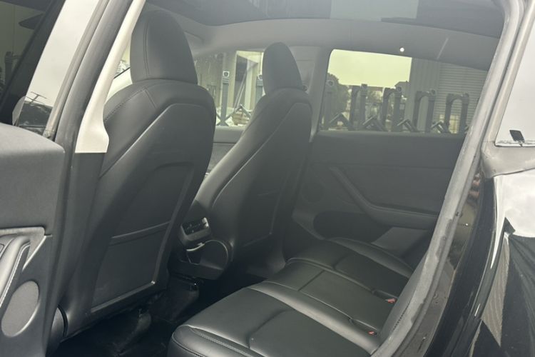 Used Tesla Model Y 2023 Rear-Wheel-Drive Version