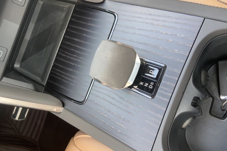 Used Land Rover Discovery Sport 2024 Luxury Custom Edition