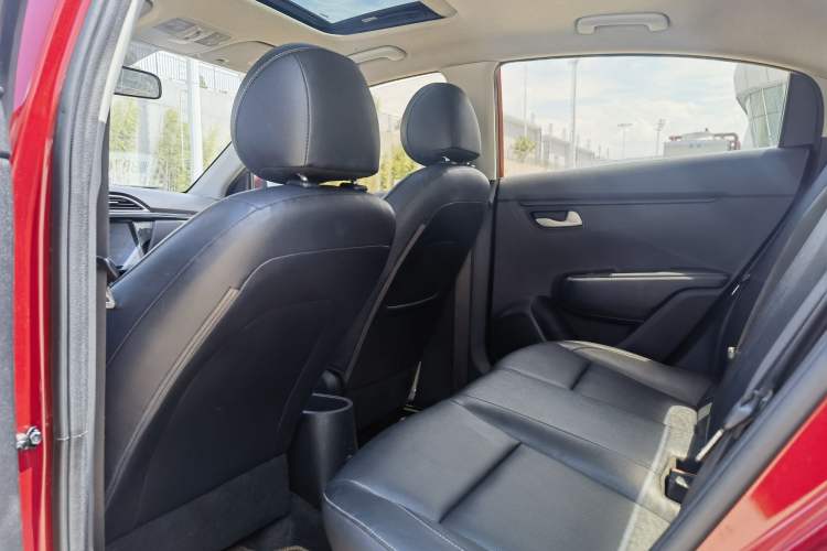 Used Kia K2 2017 Sedan 1.4L Manual Transmission 15th Anniversary Special Edition GLS
