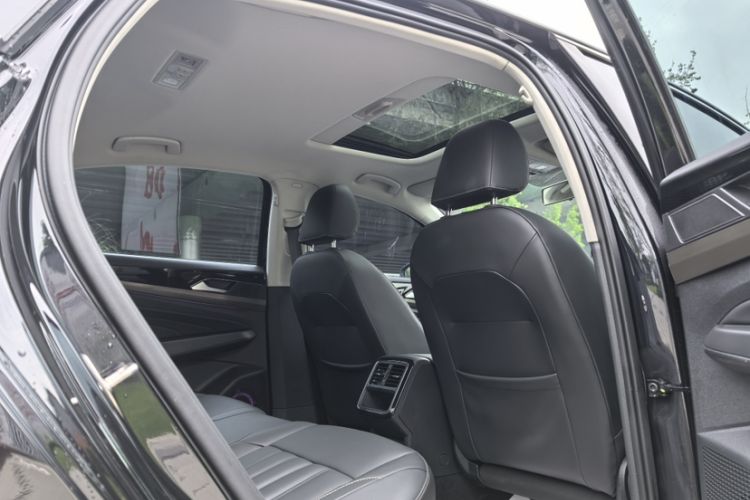 Used Volkswagen Passat 2019 280TSI Business Edition China VI
