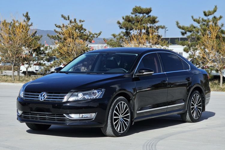 Used Volkswagen Passat 2015 1.8TSI DSG Prestige Edition