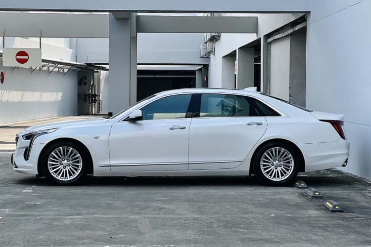 Used Cadillac CT6 2019 28T Luxury Model
