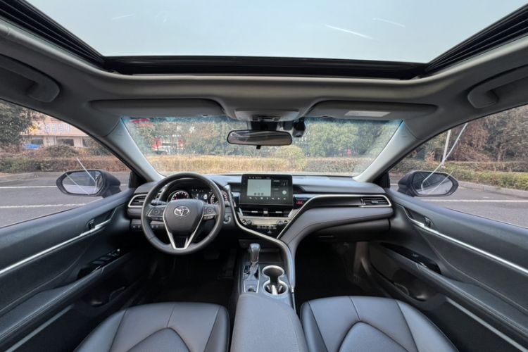 Used Toyota Camry 2021 2.0G Luxury Edition