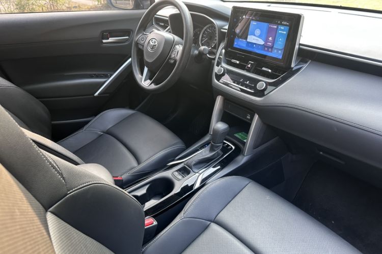 Used Toyota FRONTLANDER 2022 2.0L CVT Luxury PLUS Edition
