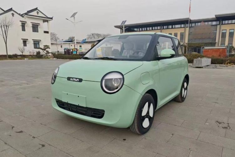 Used  Lumin 2023 301km Honey Dew Edition
