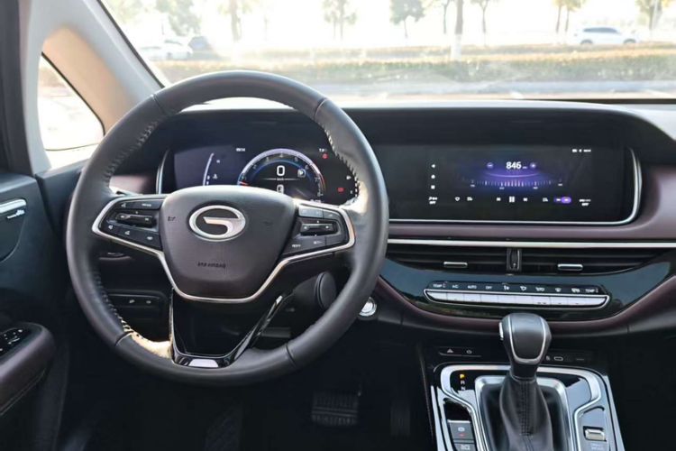 Used GAC Trumpchi M6 2023 PRO 270T DCT Luxury Edition
