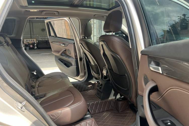 Used BMW X1 2018 sDrive18Li Luxury Model
