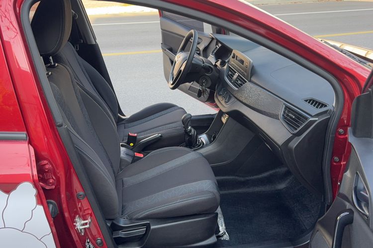 Used Baojun 310 2016 1.2L manual Comfort trim level