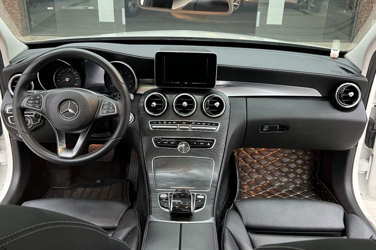 Used Mercedes-Benz C-Class 2016 C 180 L Sport Edition
