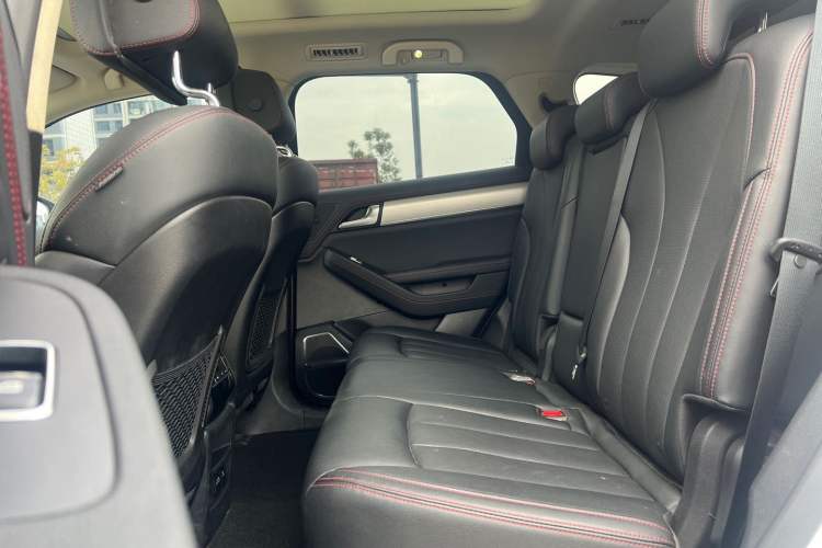 Used BYD Tang New Energy 2019 DM 2.0T All-Wheel Drive Connected Leading Model 7 Seats China VI Standard