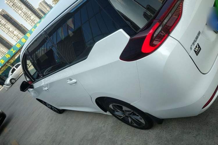 Used GAC Trumpchi M6 2021 PRO 270T DCT Luxury Edition
