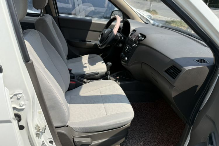 Used Wuling Hongguang 2015 1.5L S Basic Version China V Standard
