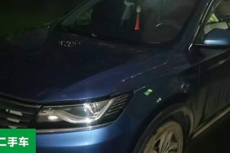 Used Roewe RX5 2016 20T Two-Wheel Drive Automatic Internet Smart Edition
