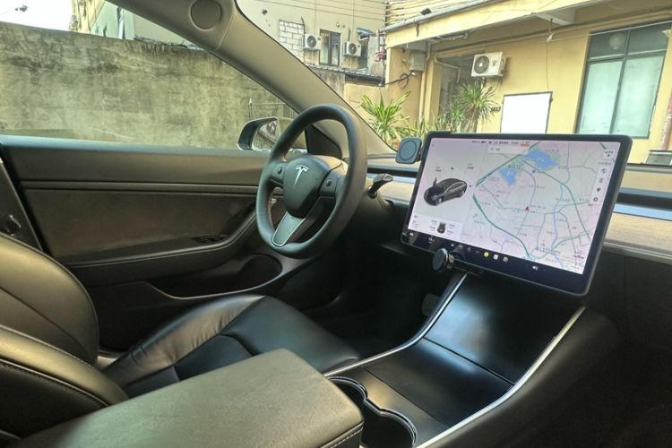 Used Tesla Model 3 2019 Standard Range Rear-Drive Upgraded Version
