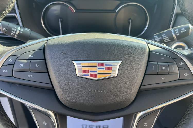 Used Cadillac XT5 2021 2.0T Two-Wheel Drive Luxury Version
