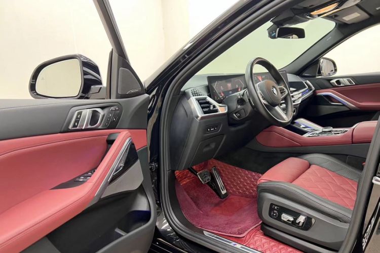 Used BMW X6 2023 xDrive40i Luxury Model with M Sport Package
