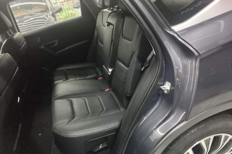 Used BYD Song Pro New Energy 2019 DM 1.5T Four-Wheel Drive High-Energy Version
