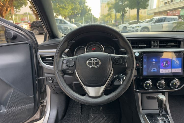 Used Toyota Corolla 2017 1.2T CVT GL
