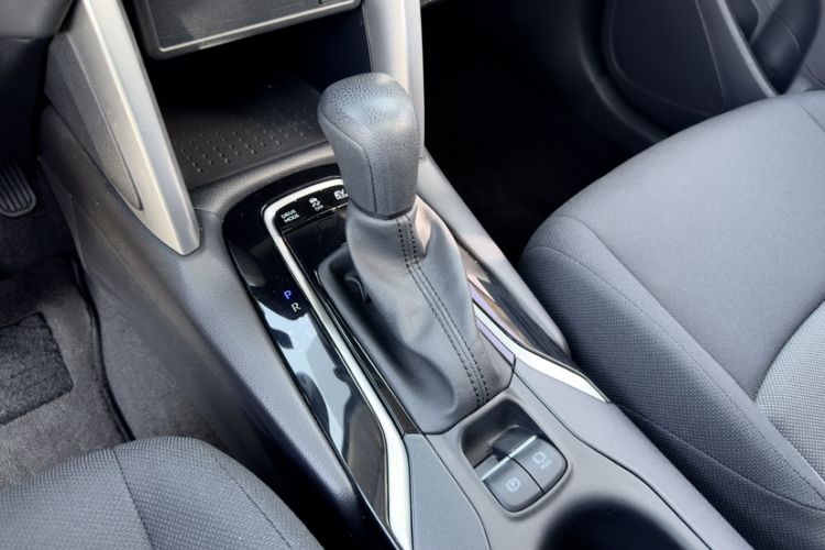 Used Toyota FRONTLANDER 2023 2.0L Smart Electric Hybrid Dual-Engine Leading Edition