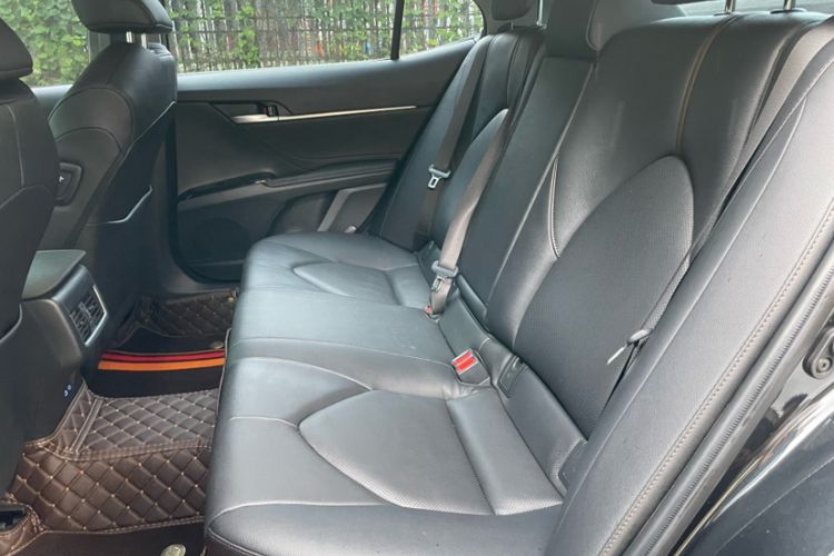 Used Toyota Camry 2023 2.0G Luxury Edition