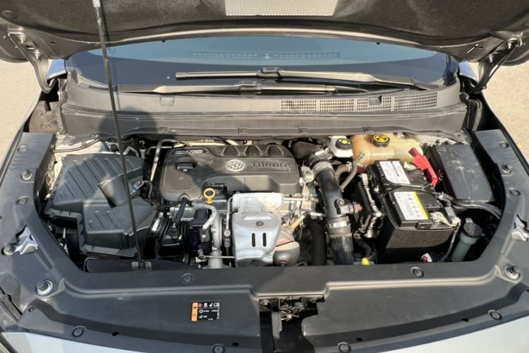 Used Buick GL6 2018 18T 6-Seater Elite Model
