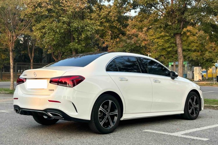 Used Mercedes-Benz A-Class 2022 Revised Version A 200 L Sport Sedan Fashionable Style