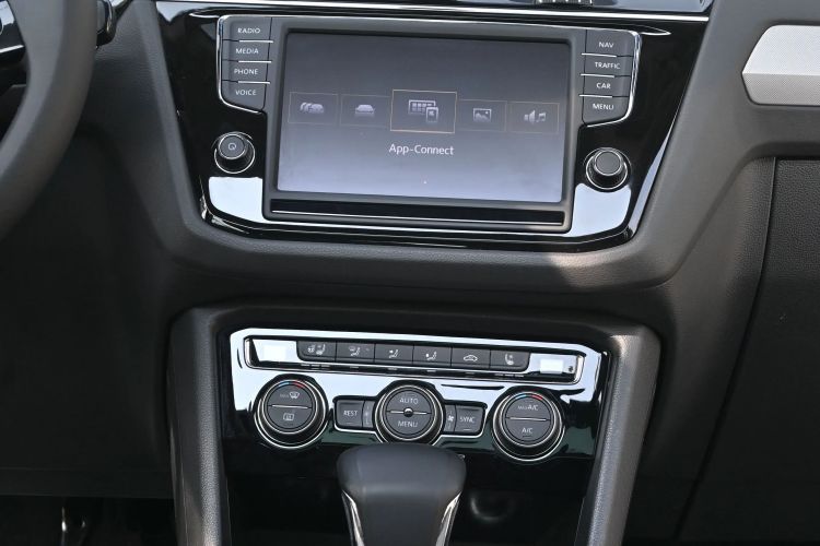 Used Volkswagen Tiguan L 2017 380TSI Automatic All-Wheel-Drive Flagship Edition