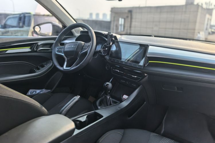 Used Roewe i5 2021 1.5L Manual Platinum Edition
