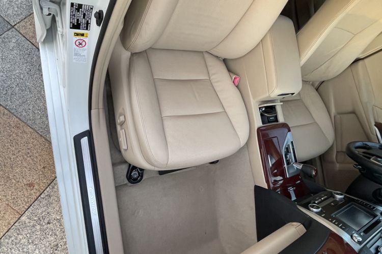 Used Toyota Camry 2012 2.5G Luxury Edition
