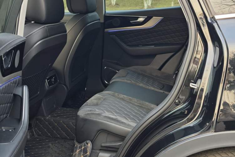 Used Hongqi HS5 2019 2.0T Smart Connect Flagship Edition
