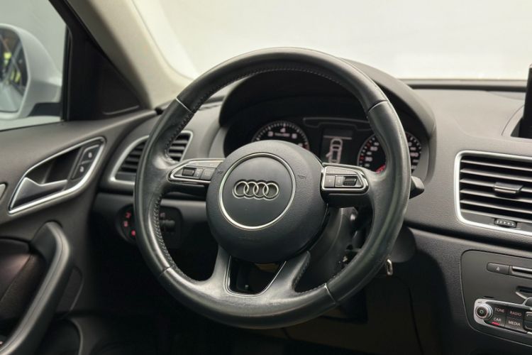 Used Audi Q3 2017 30 TFSI Fashion Model
