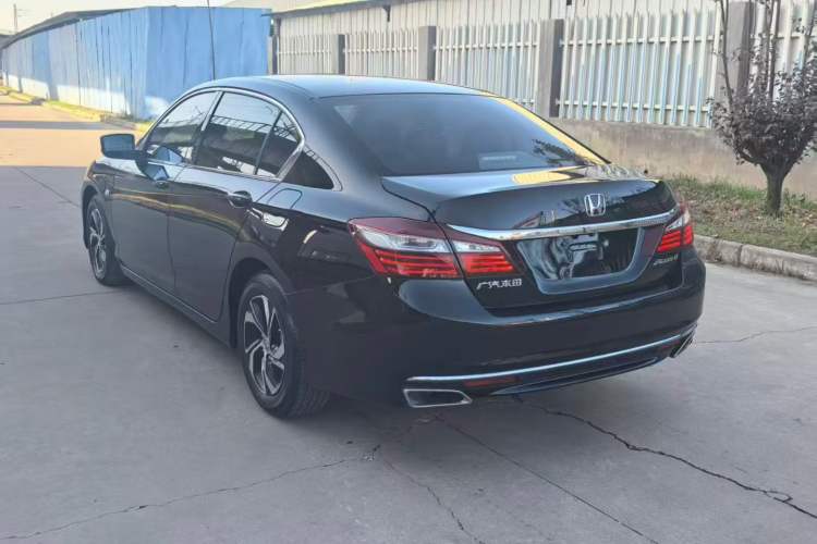 Used Honda Accord 2016 2.0L Elite Edition
