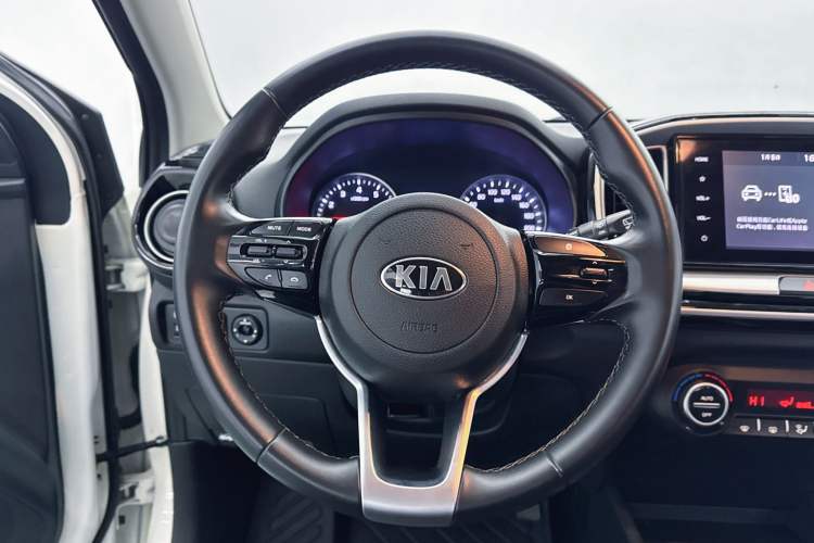 Used Kia kx1 Stonic 2019 1.4L Automatic Fun Edition China VI