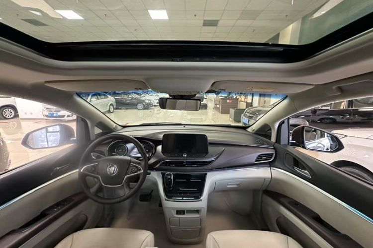 Used Buick GL8 2020 Land Business Class 652T Premium Model
