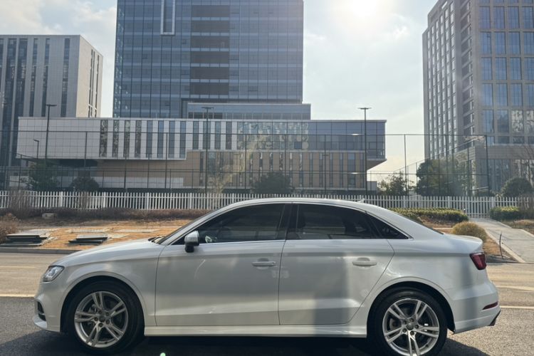 Used Audi A3 2018 30th Anniversary Edition Limousine 35 TFSI Fashion Model