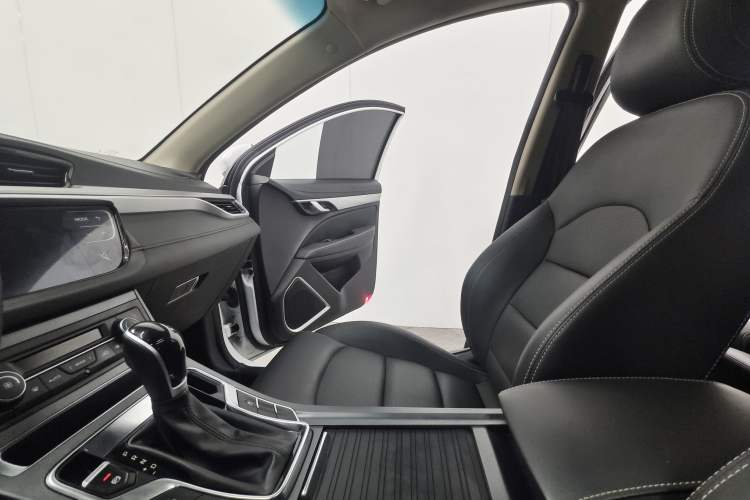 Used Geely Auto Emgrand 2018 1.5L CVT Upward Connect Edition
