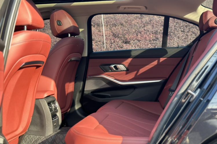 Used BMW i3 2022 eDrive 35 L