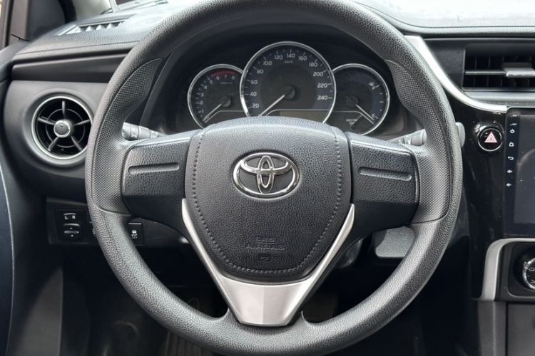 Used Toyota Corolla 2017 Revised Version 1.2T S-CVT GL
