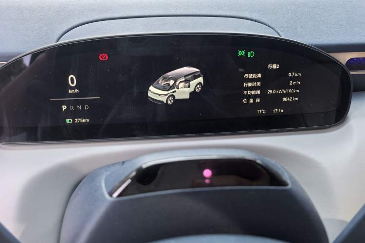 Used Zeekr MIX 2025 Intelligent Driving Version
