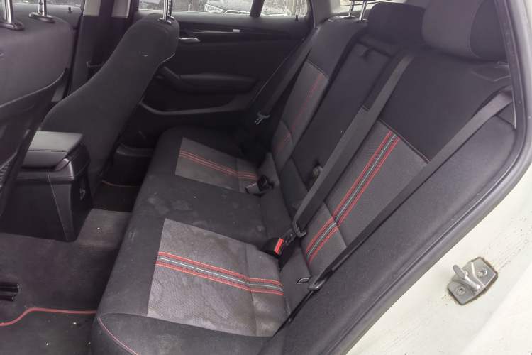 Used BMW X1 2013 sDrive18i Sport Design Package
